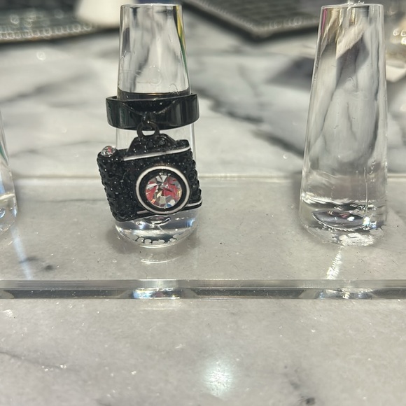 Vintage Camera Ring With Crystals-Boutique - Picture 3 of 7